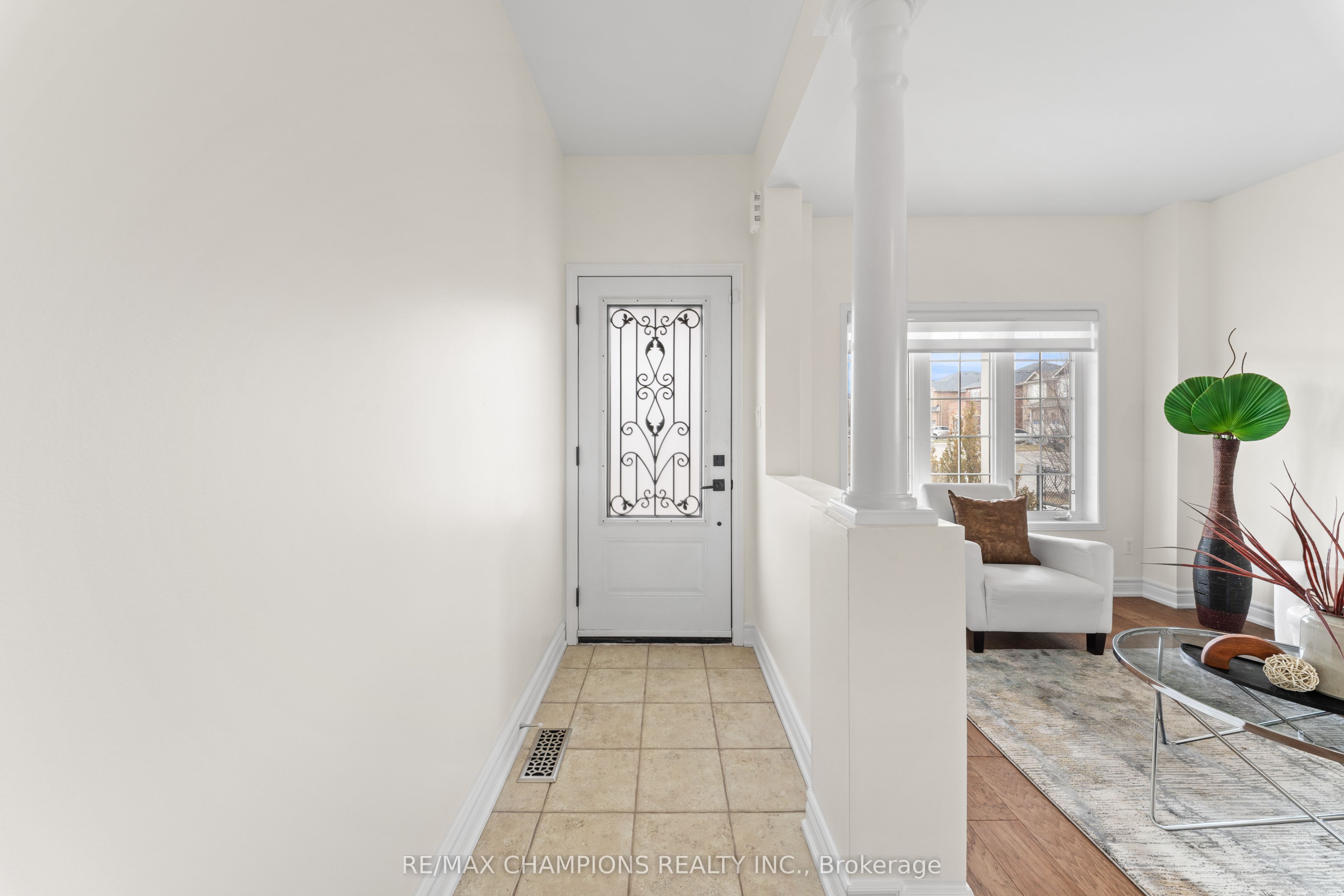 42 Abbotsbury Drive