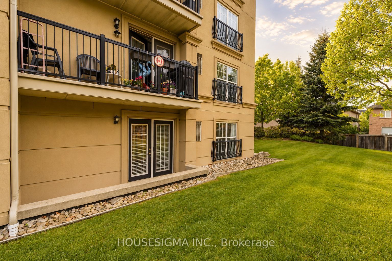 1471 Maple Avenue 112