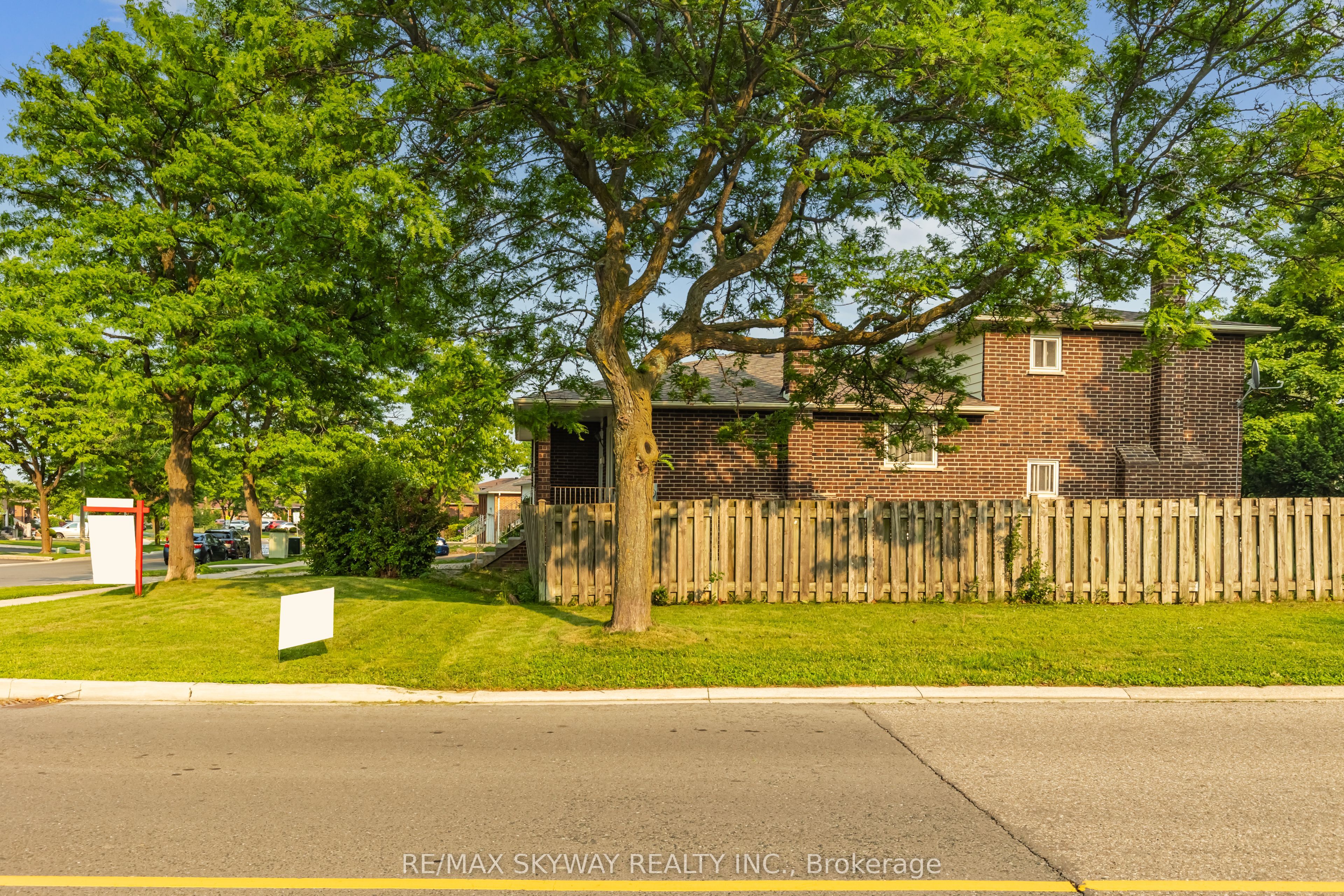 32 Maitland Street