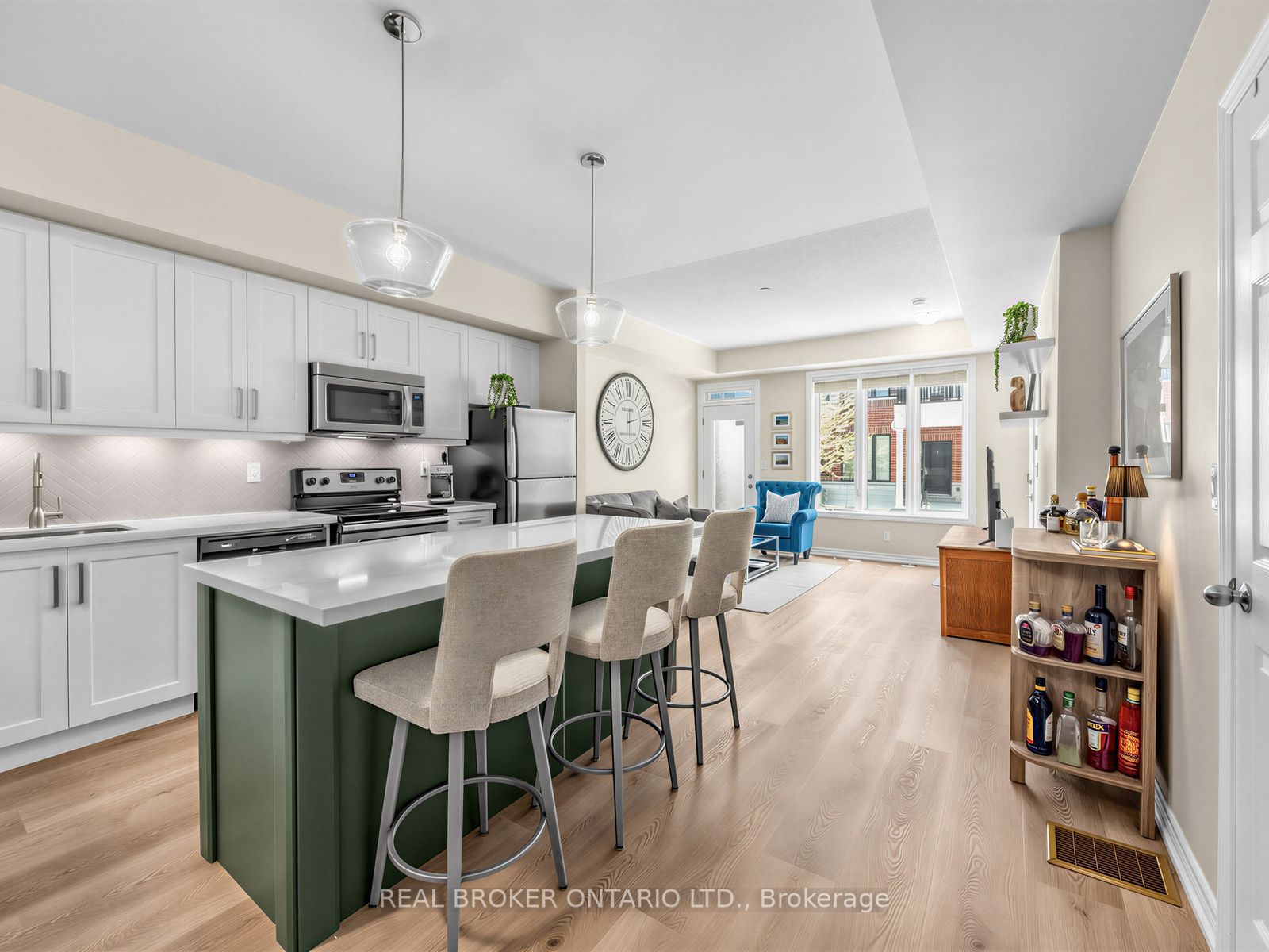 30 Carnation Avenue 88