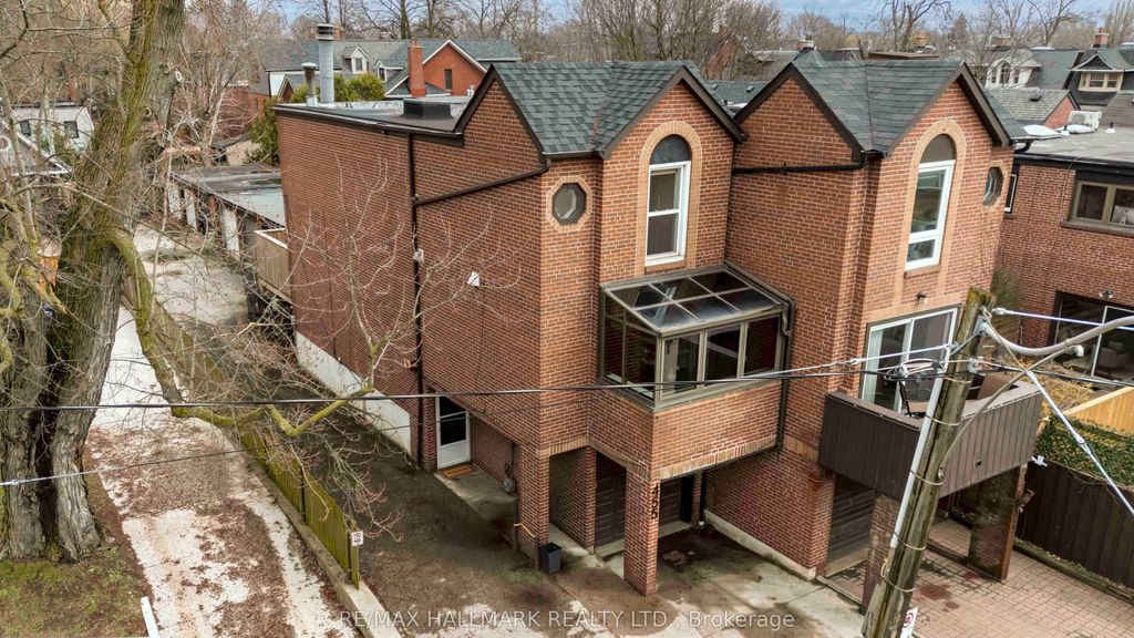 Photo of 455 Broadview Avenue, Toronto, ON M4K 2N3 (MLS # E13008016)