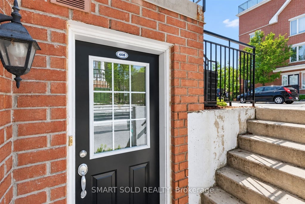 Photo of 15 Laidlaw Street #608, Toronto, ON M6K 1X3 (MLS # W14103268)