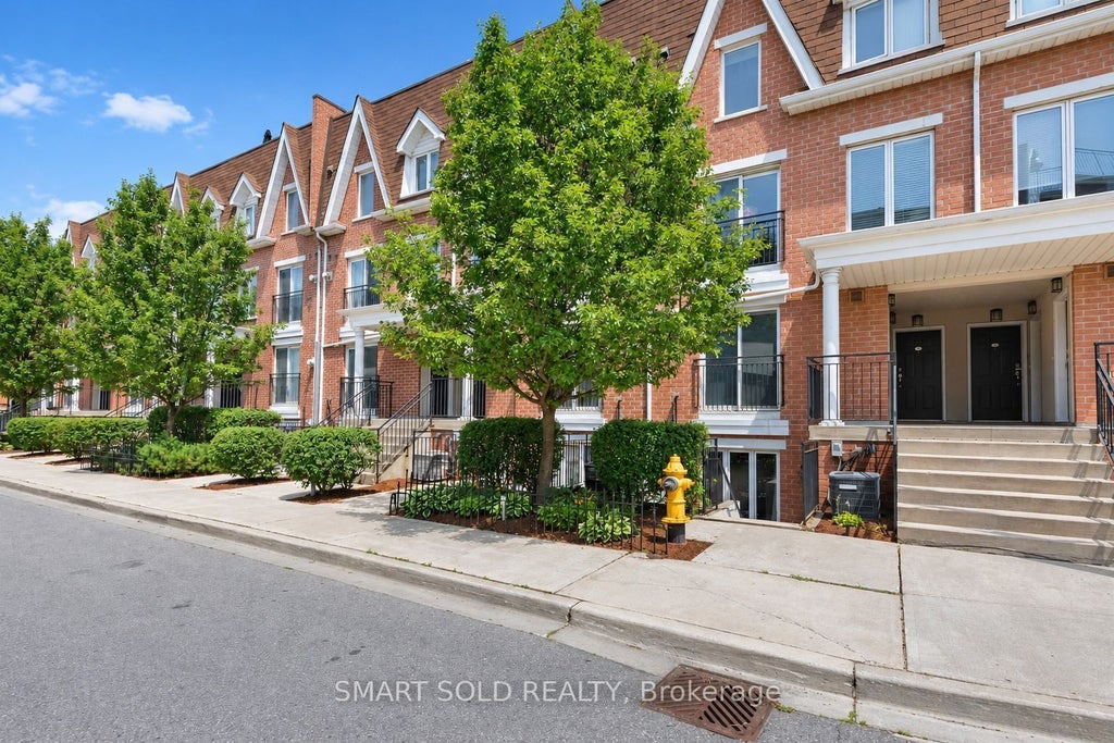 Photo of 15 Laidlaw Street #608, Toronto, ON M6K 1X3 (MLS # W14103268)
