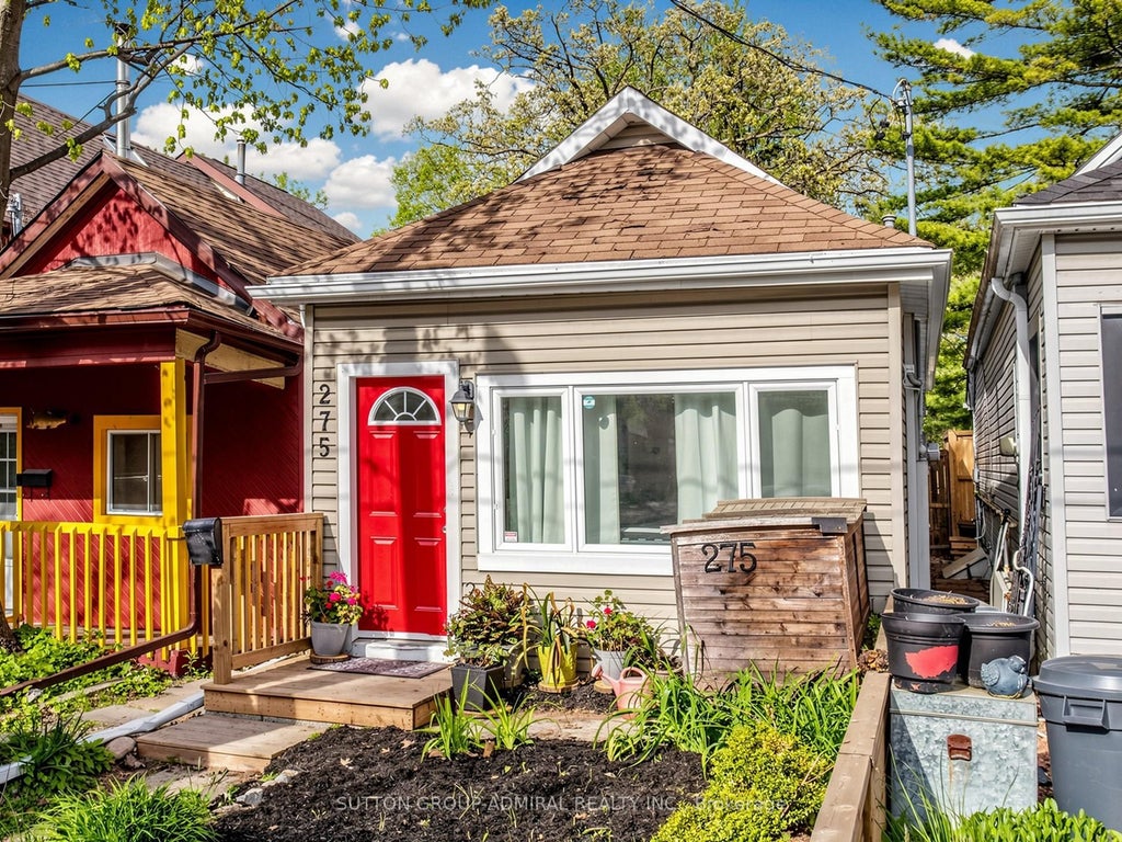 Photo of 275 Victoria Park Avenue, Toronto, ON M4E 3S6 (MLS # E13249792)
