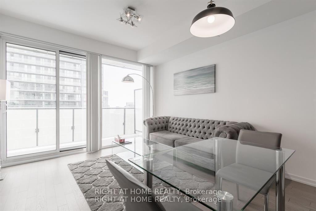 101 Peter Street 3907