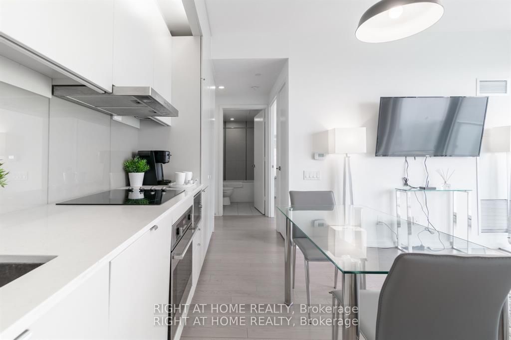 101 Peter Street 3907