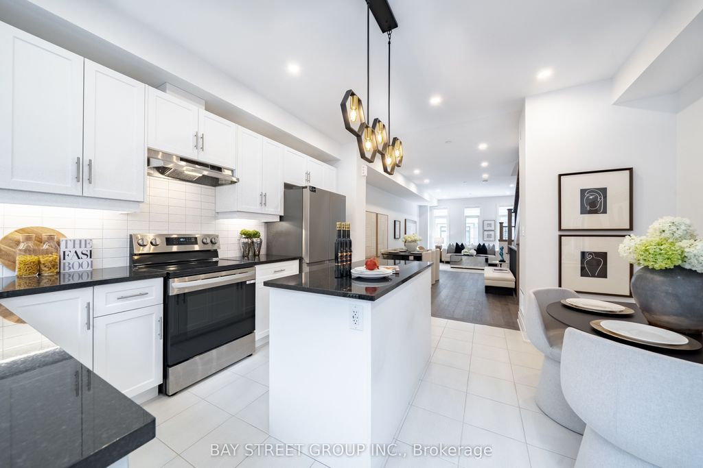 Photo of 280 Melody Common #34, Oakville, ON L6H 7H2 (MLS # W12759812)