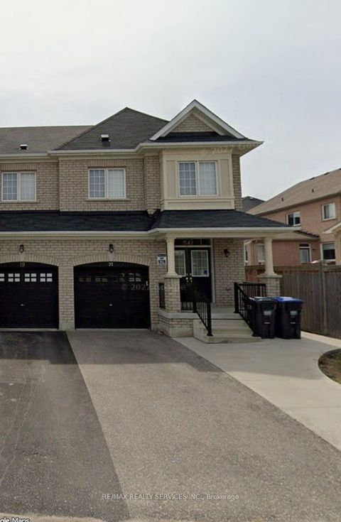 21 Gower Crescent Brampton ON L6R 0Y1
