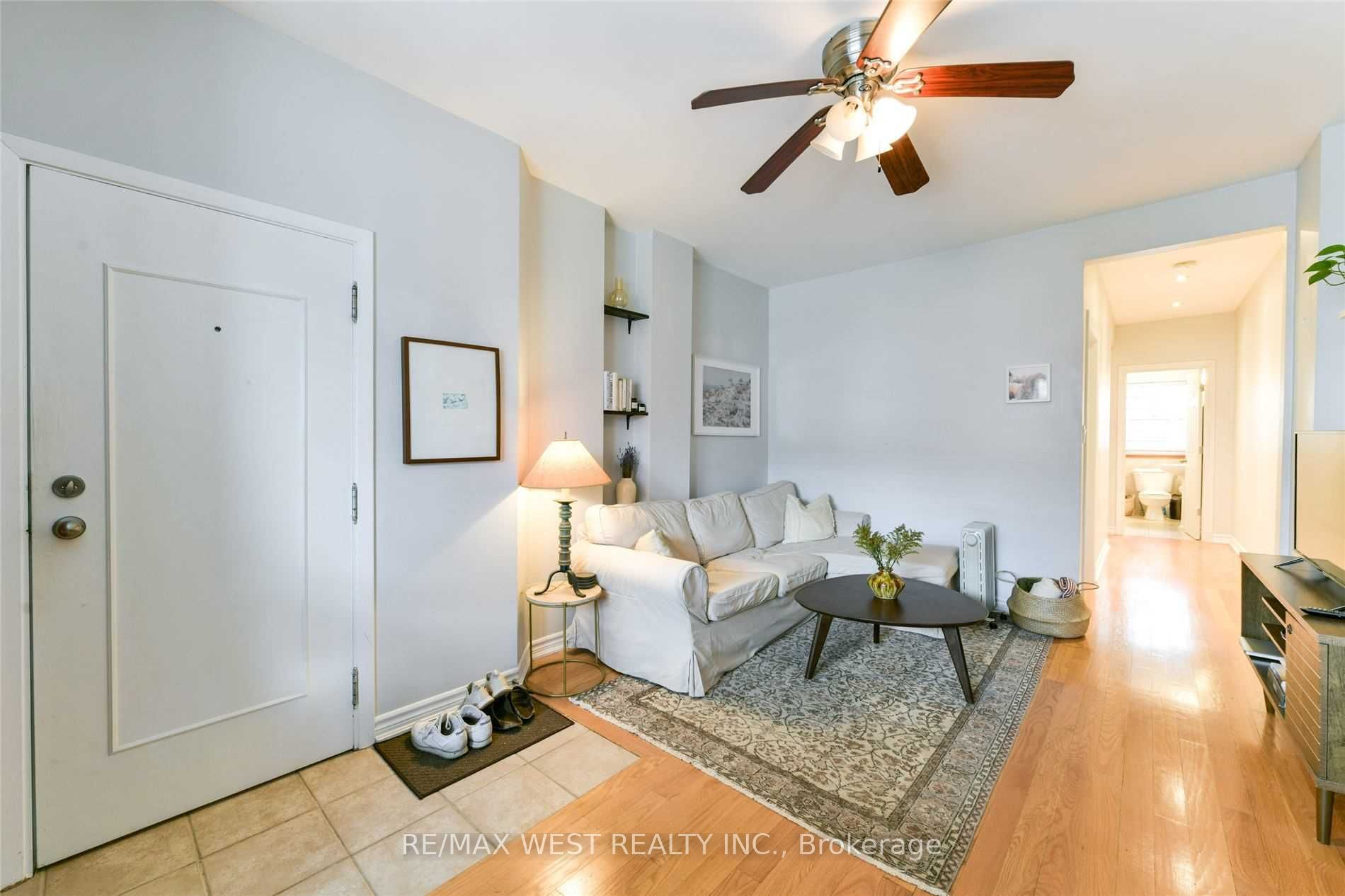 734 Indian Road Main
