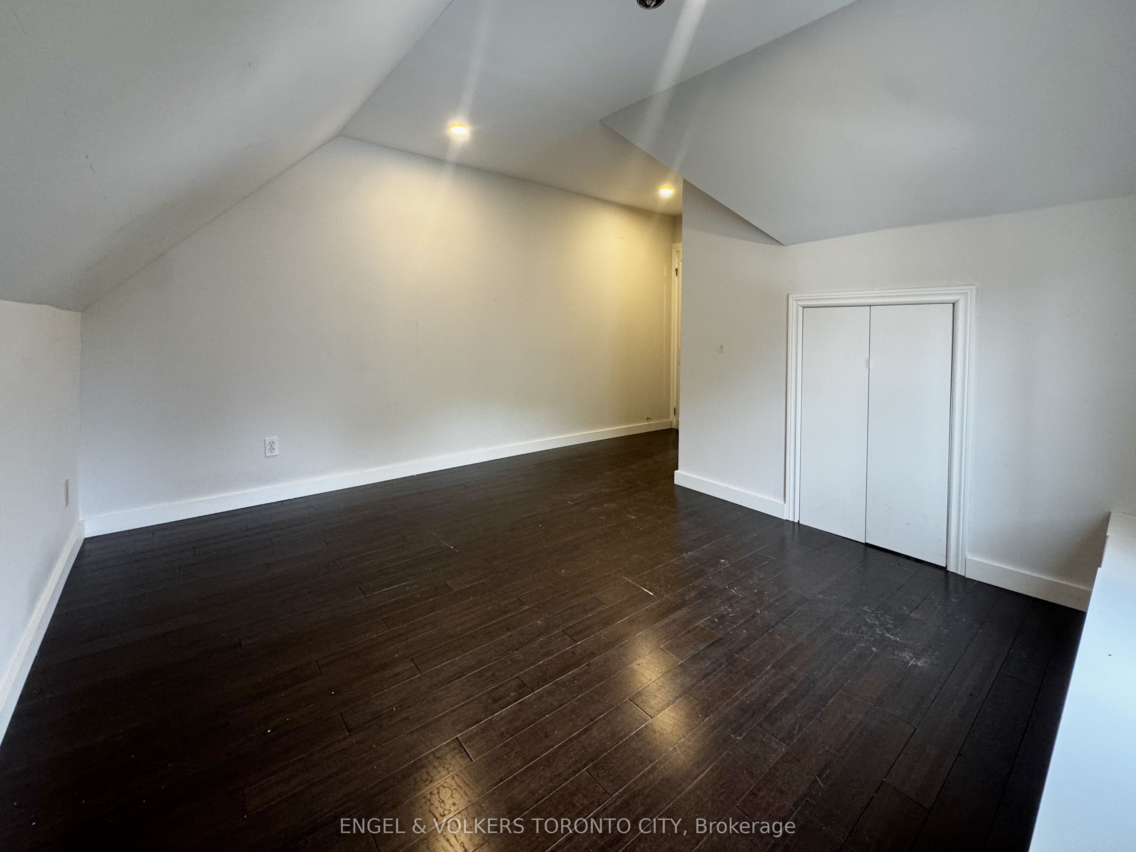 185 Rumble Avenue 2nd Fl