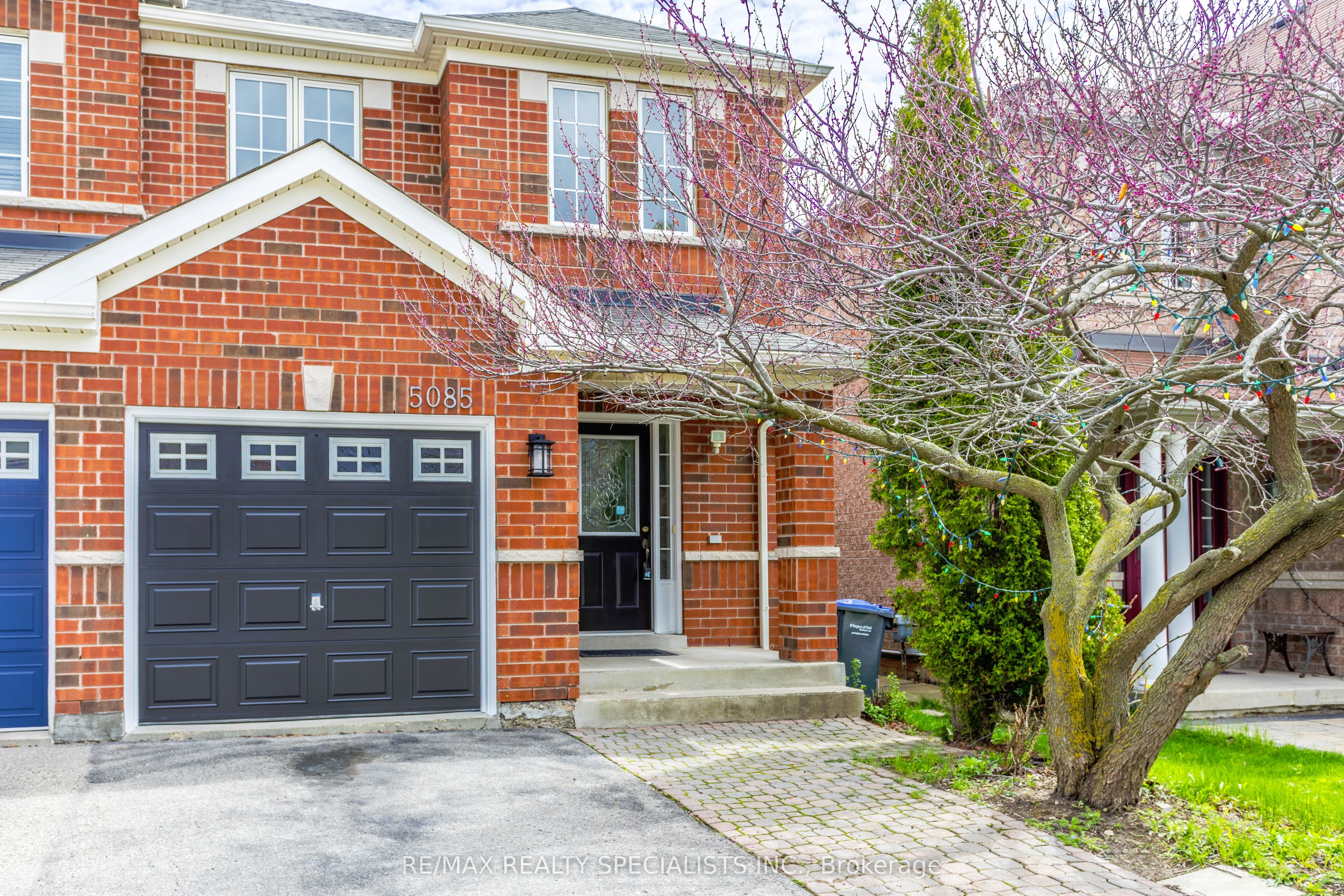 5085 Churchill Meadows Boulevard