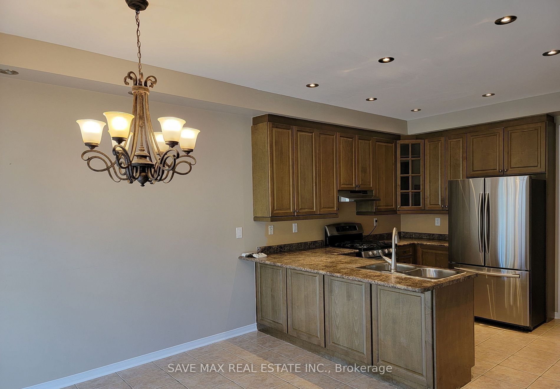 3080 Mission Hill Drive