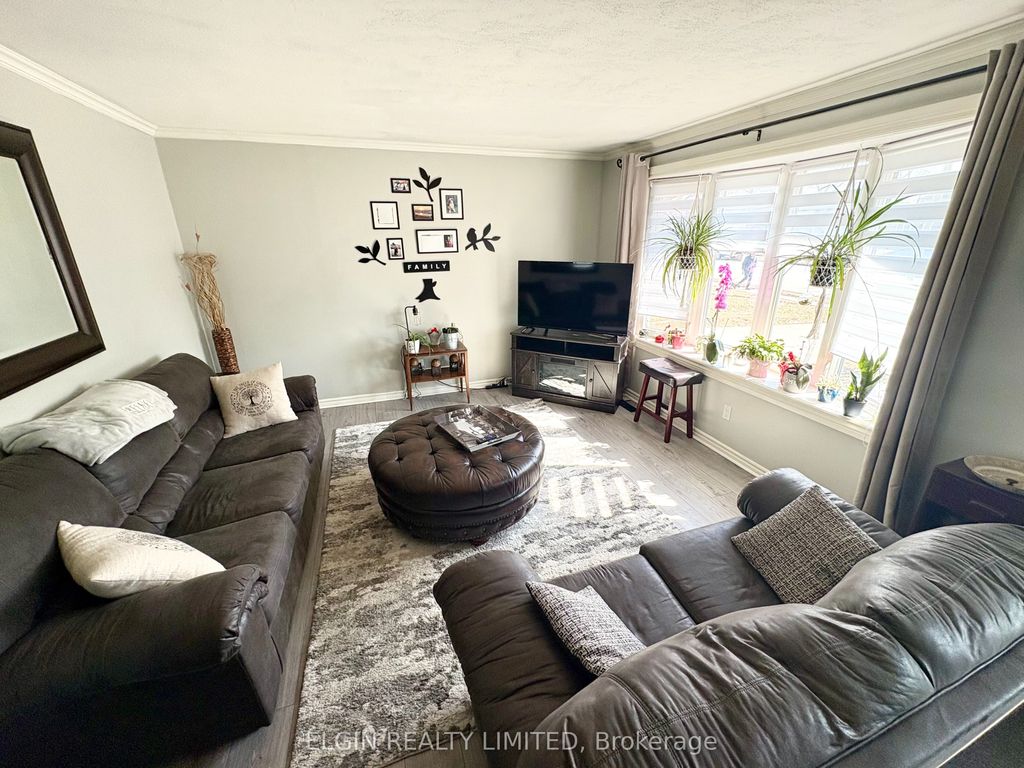 Photo of 66 Aldborough Avenue, St. Thomas, ON N5R 5H2 (MLS # X12845804)