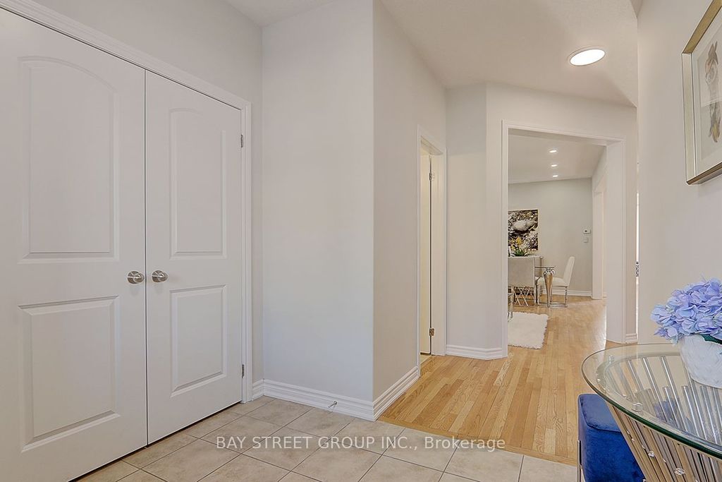 Photo of 29 Bamburg Street N, Georgina, ON L0E 1R0 (MLS # N12869216)