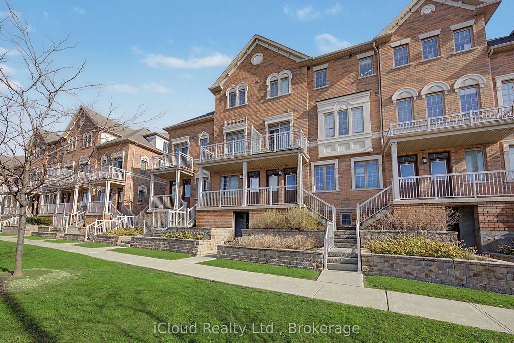 Photo of 180 Howden Boulevard #6, Brampton, ON L6S 0E3 (MLS # W13063434)