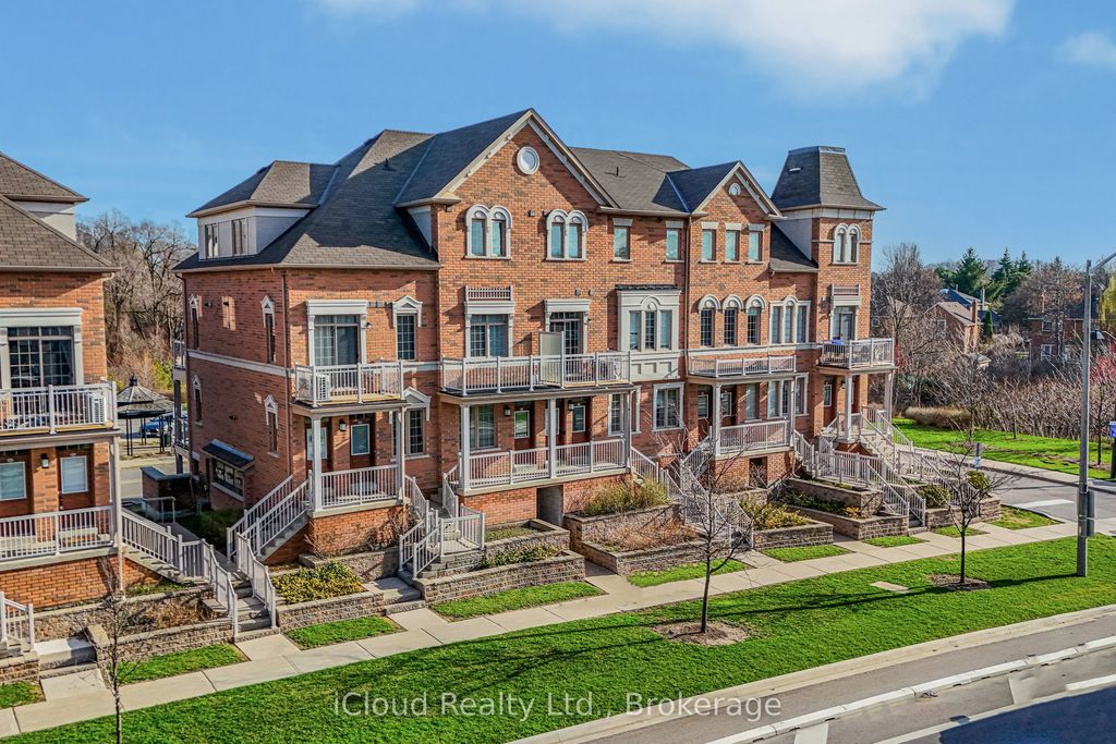 Photo of 180 Howden Boulevard #6, Brampton, ON L6S 0E3 (MLS # W13063434)