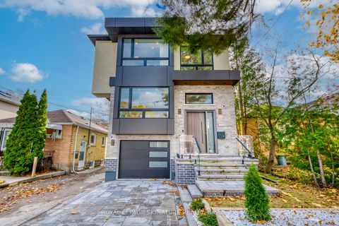 117 Holborne Avenue Toronto ON M4C 2R3
