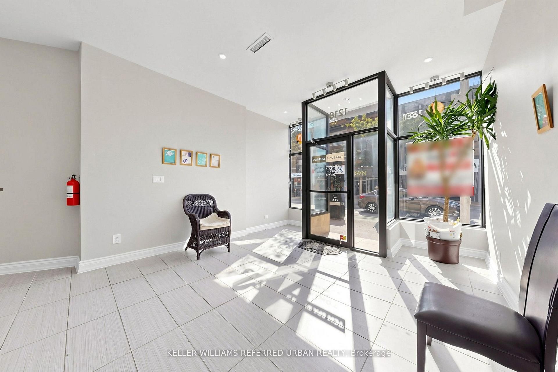 1218 Bloor Street W