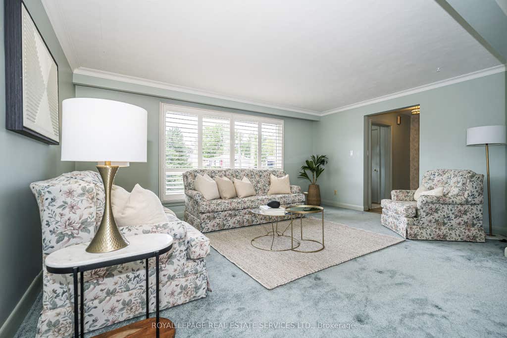 Photo of 8 Burwood Road, Toronto, ON M9B 2W5 (MLS # W13596602)