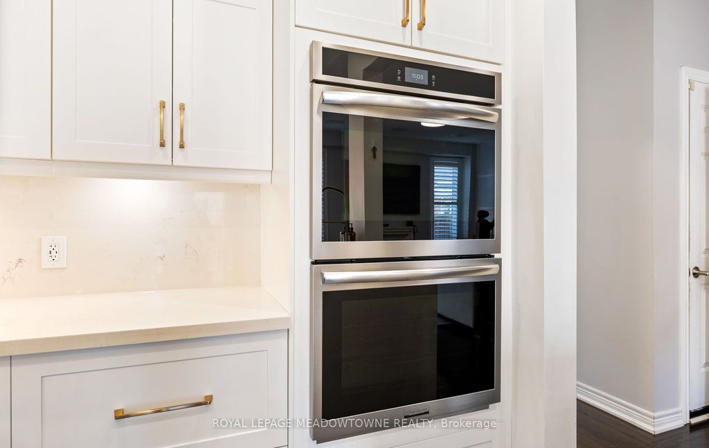 Photo of 12 Shediac Road, Brampton, ON L6Y 0V8 (MLS # W13520722)