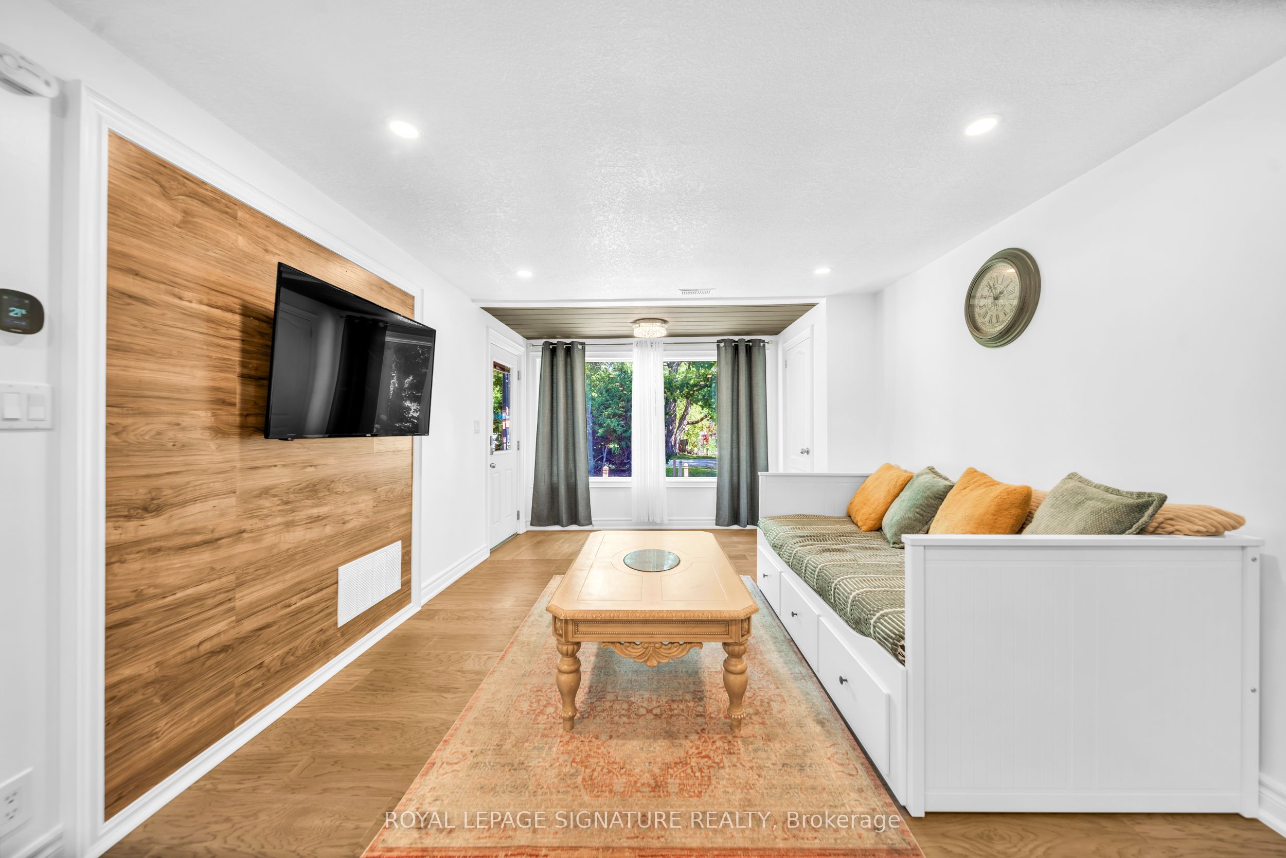 2020 Kate Avenue