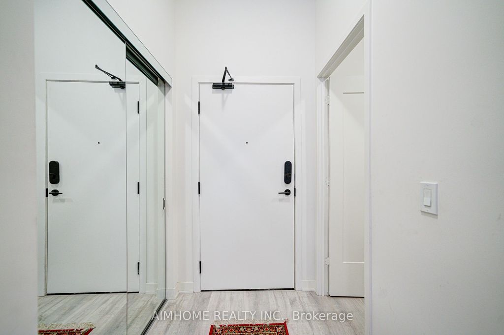 Photo of 70 Princess Street #1723, Toronto, ON M5A 0X6 (MLS # C12685504)