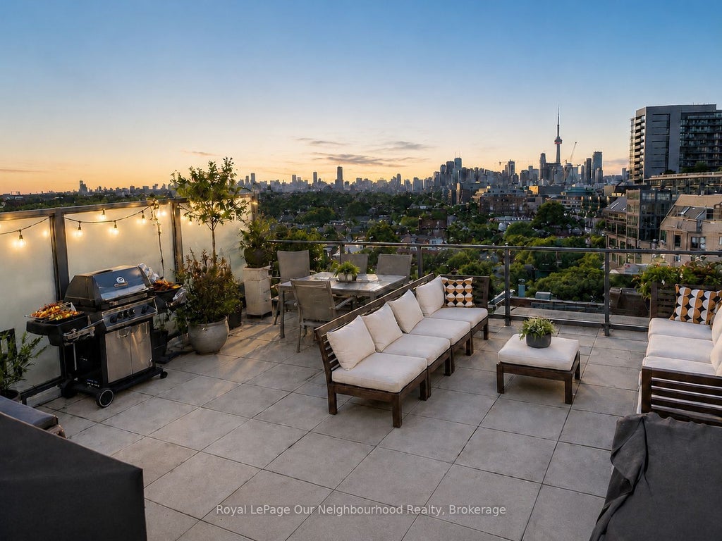 Photo of 2 Gladstone Avenue #308, Toronto, ON M6J 0B2 (MLS # C13690324)