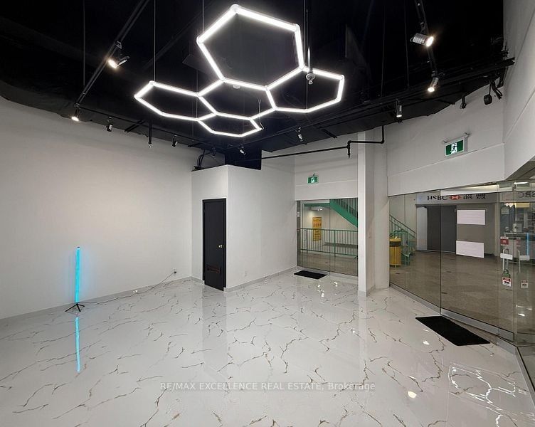 222 Spadina Avenue 139