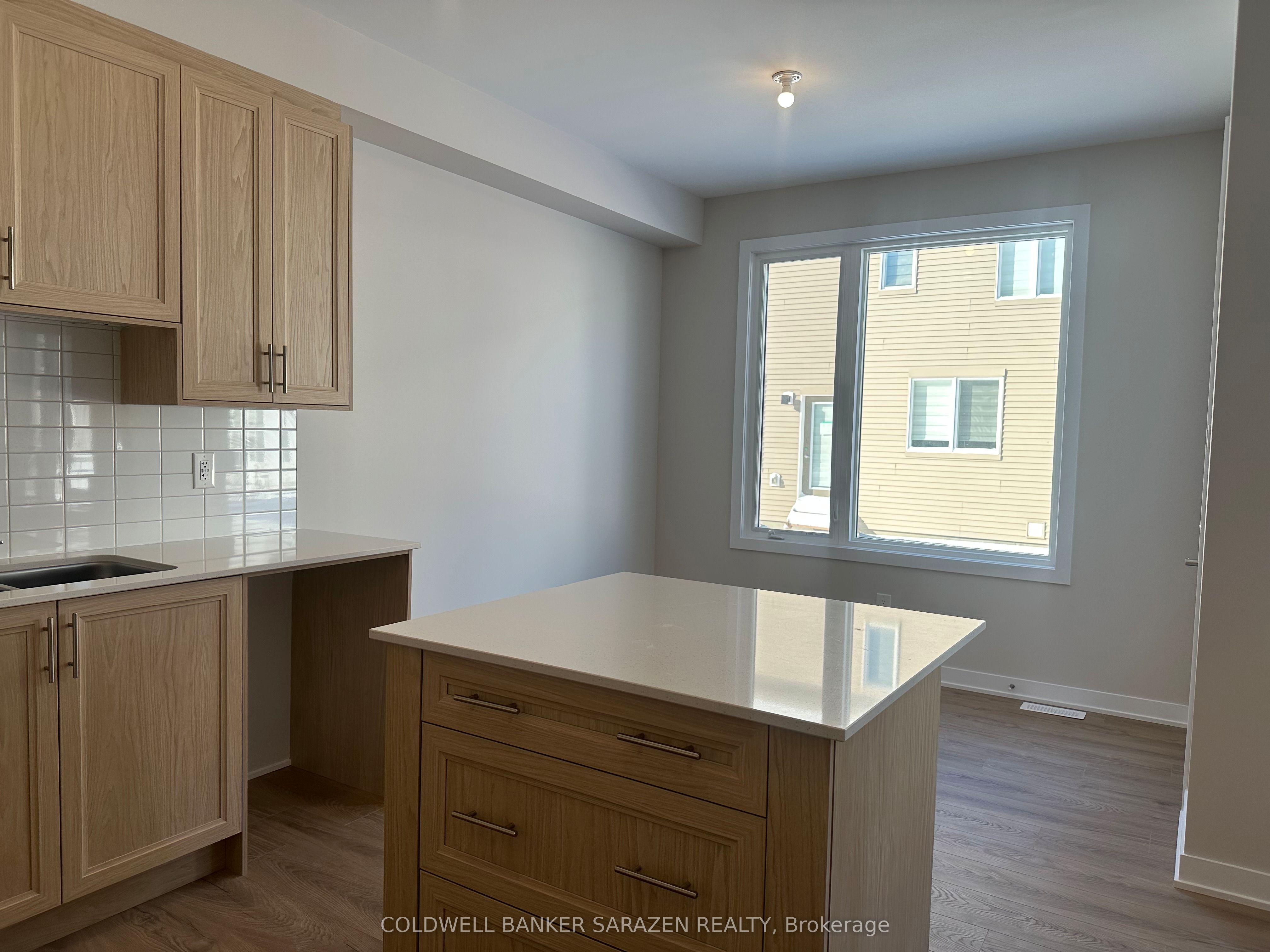 417 Les Emmerson Drive