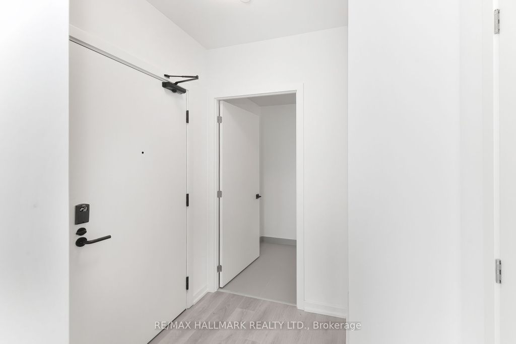 Photo of 1285 Dupont Street #503, Toronto, ON M6H 0E3 (MLS # W12434499)