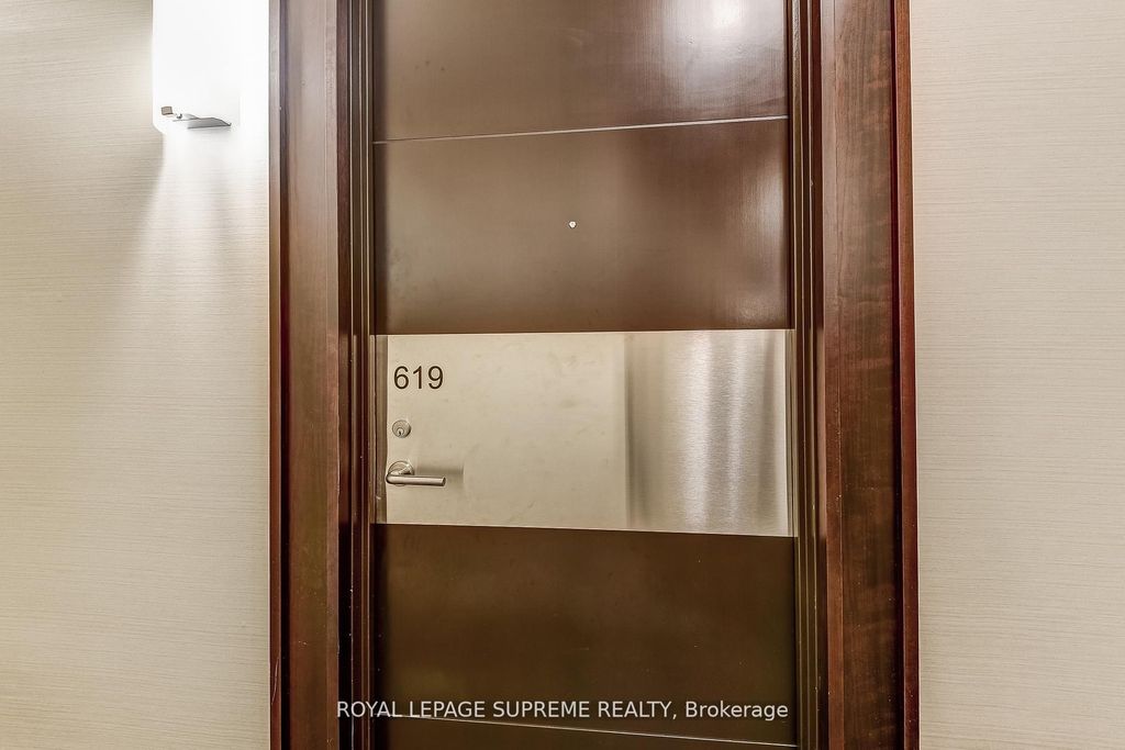 Photo of 825 Church Street #619, Toronto, ON M4W 3Z4 (MLS # C12447189)