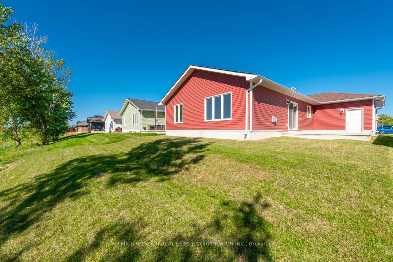 267 Lake Breeze Drive