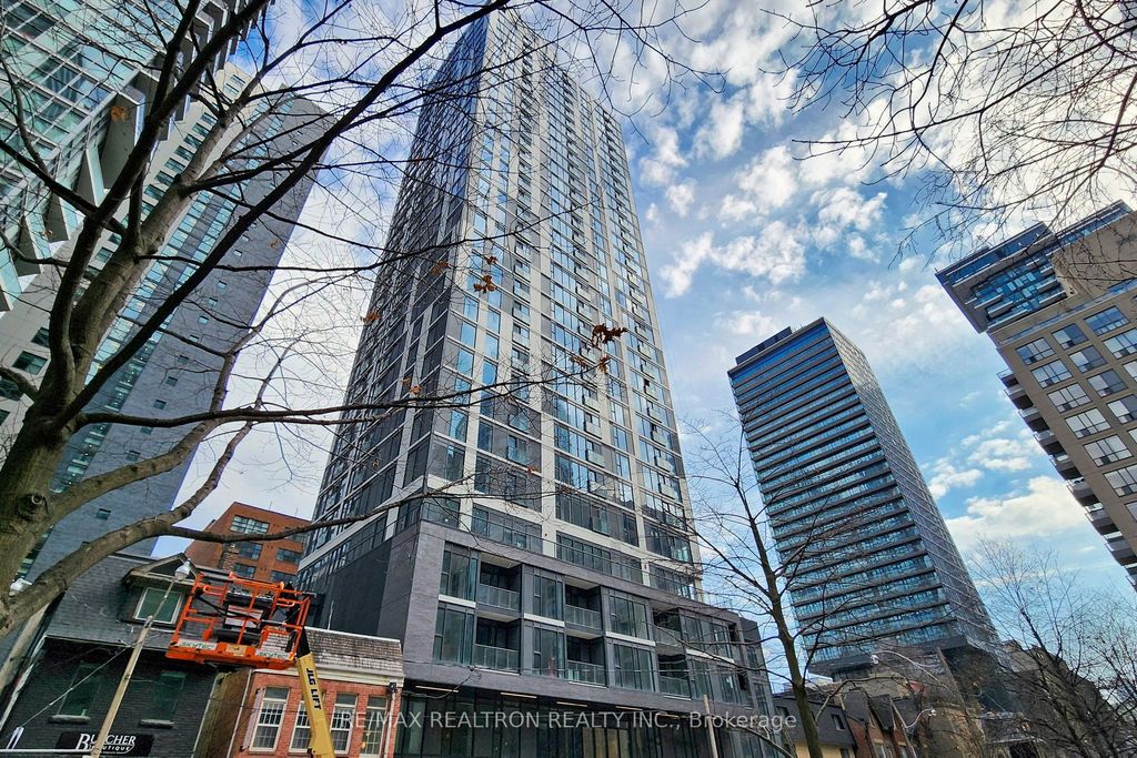 Photo of 65 Mutual Street #1606, Toronto, ON M5B 0E5 (MLS # C12935934)