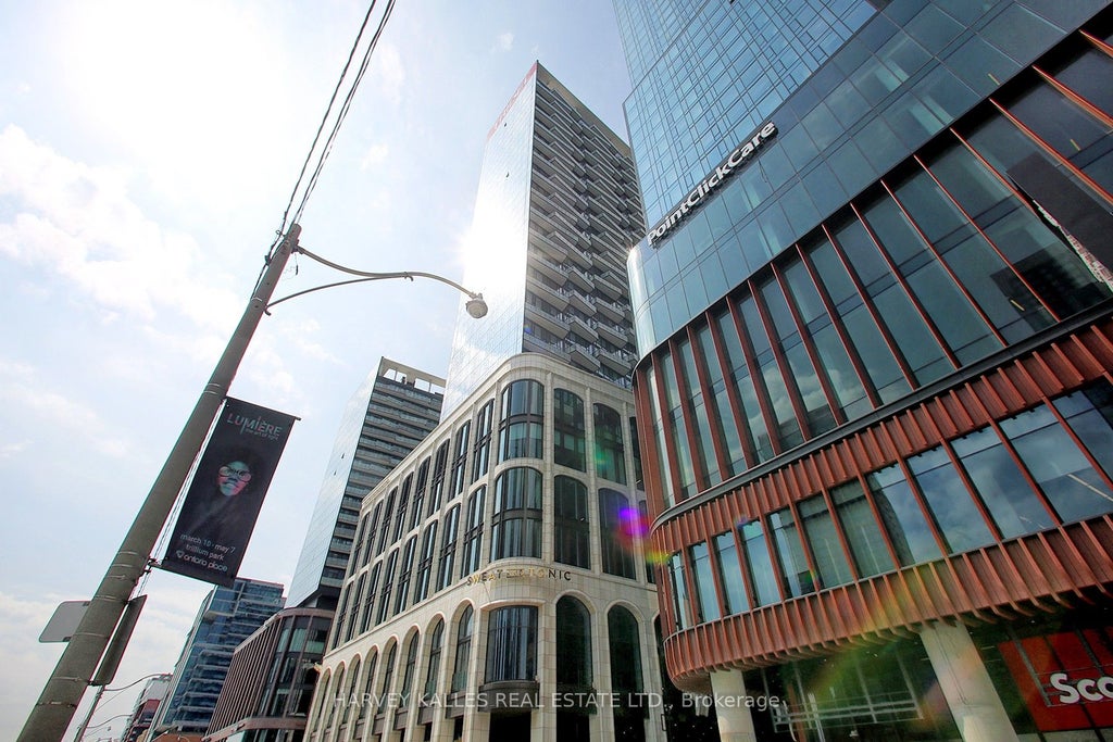Photo of 470 Front Street #3405, Toronto, ON M5V 0V6 (MLS # C13049572)