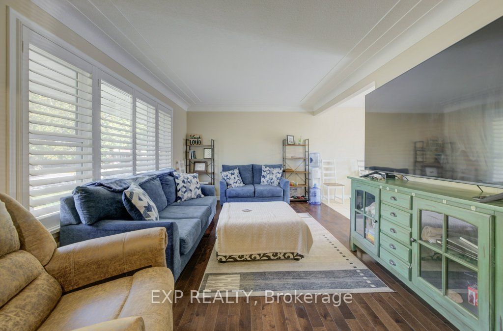 Photo of 8568 Champlain Drive, Niagara Falls, ON L2G 6Y6 (MLS # X12751936)