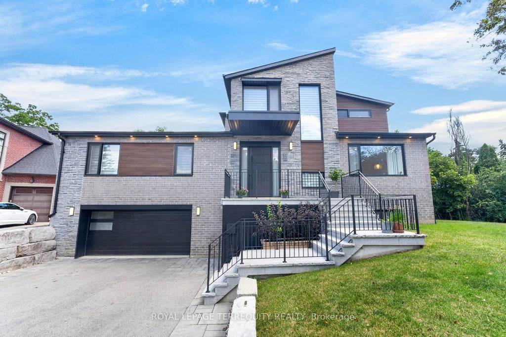 Photo of 35 Tottenham Road, Toronto, ON M3C 2J5 (MLS # C13711310)