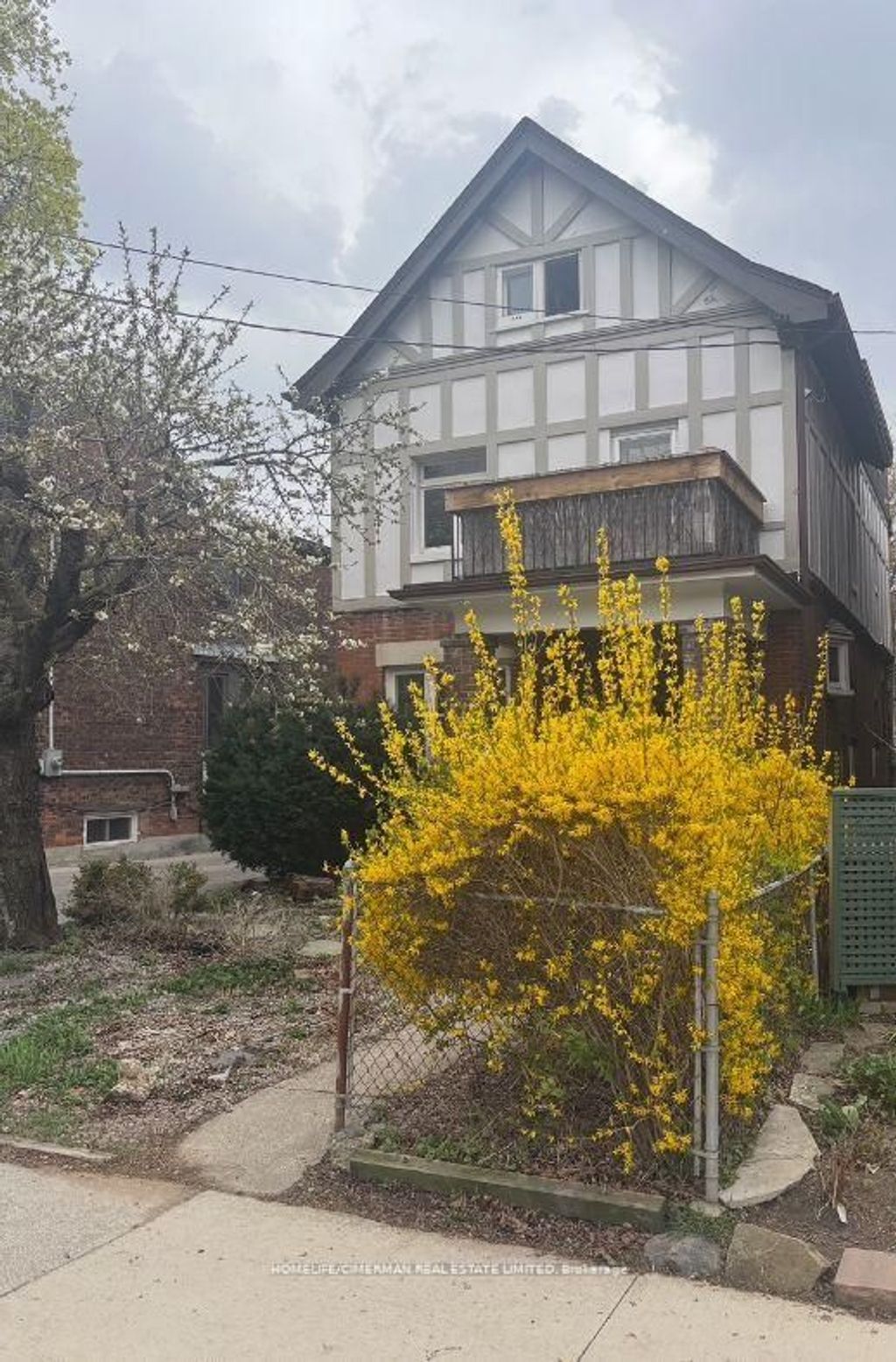 Photo of 89 Ellsworth Avenue, Toronto, ON M6G 2K4 (MLS # C12866646)