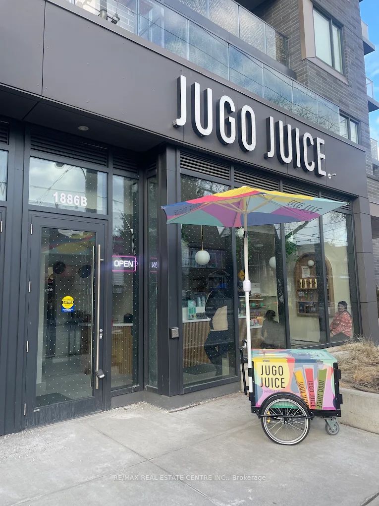 1886B Queen Street E 114