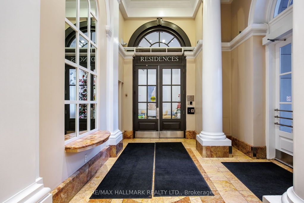 Photo of 25 The Esplanade N/A #3205, Toronto, ON M5E 1W5 (MLS # C12580888)