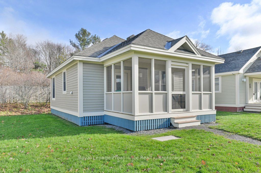 Photo 1 of 21 — 48 Meadow View Lane, Prince Edward County, ON K0K 1P0