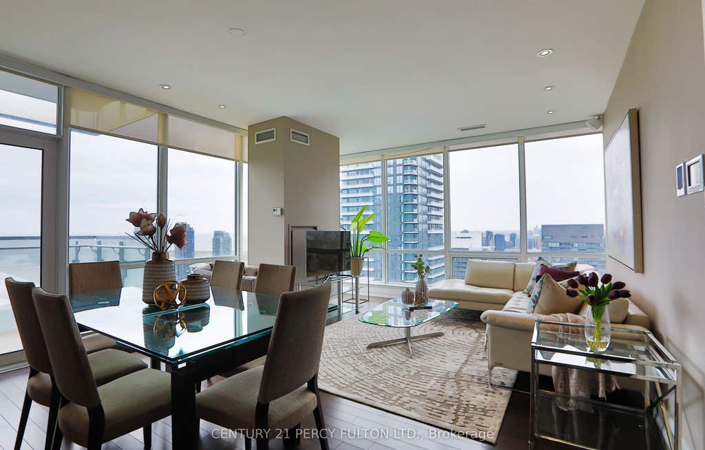 Photo of 80 John Street #4002, Toronto, ON M5V 3X4 (MLS # C13664522)