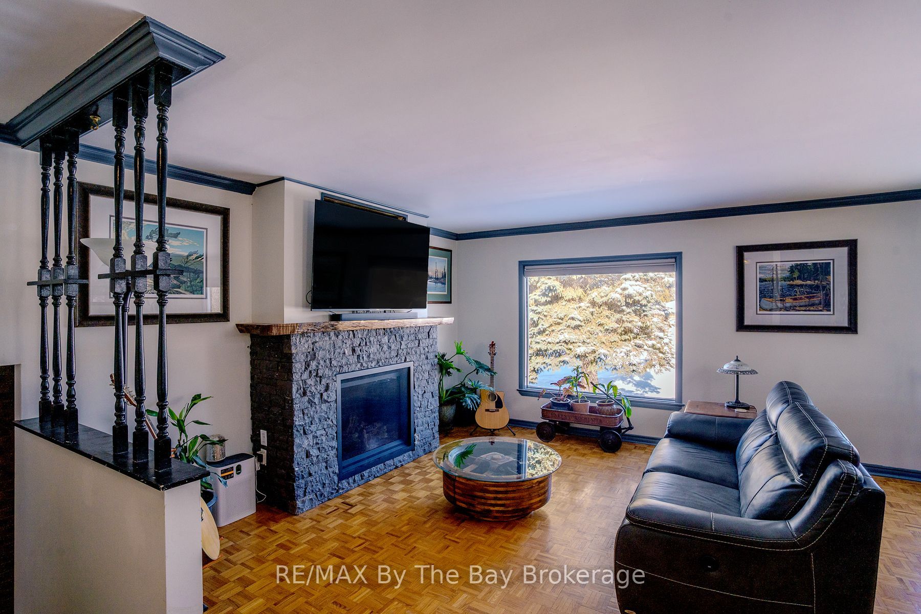 247 Simcoe Street