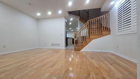 555 Garden Walk Upper Mississauga ON L5W 1V9