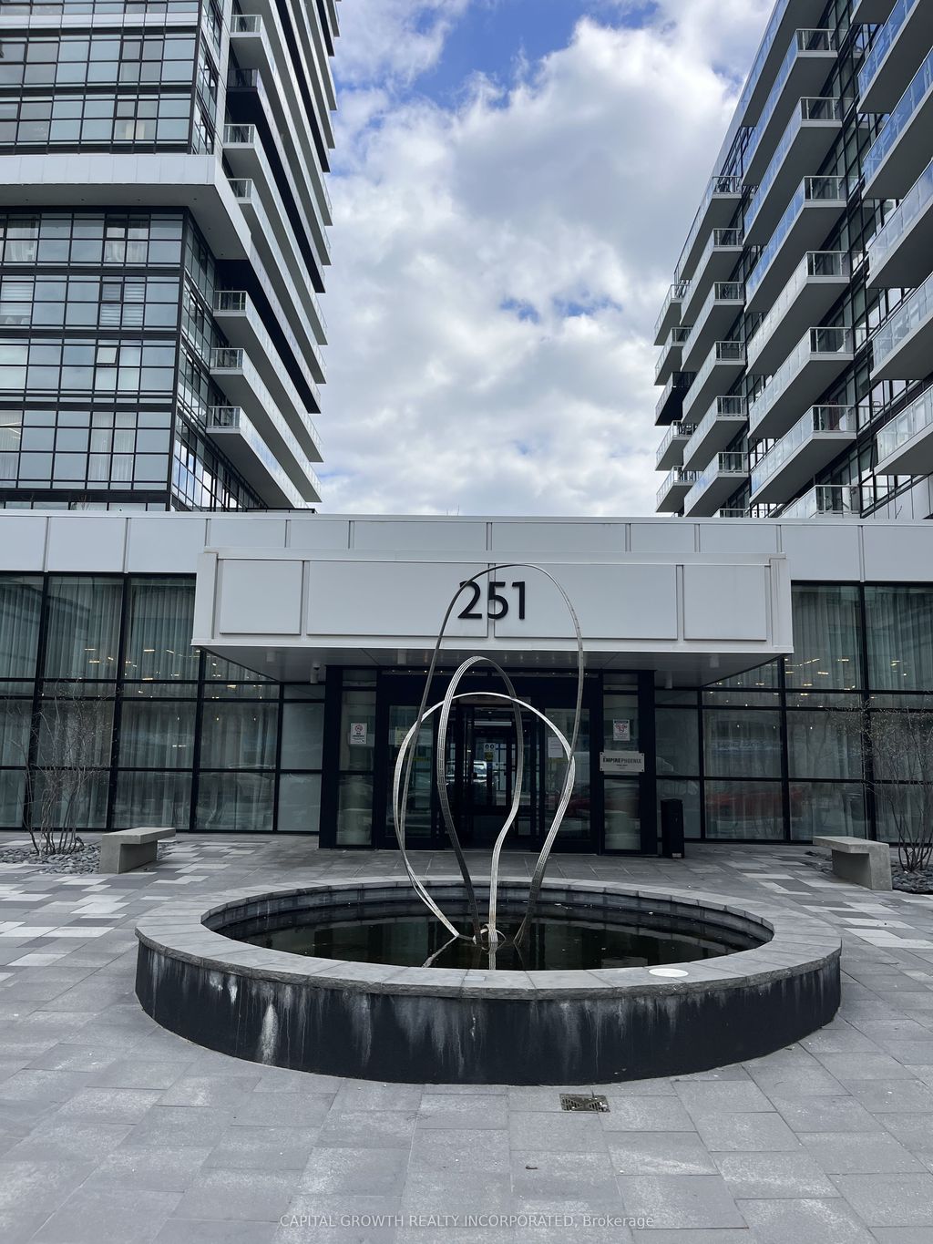 Photo of 251 Manitoba Street #622, Toronto, ON M8Y 1C9 (MLS # W13085326)