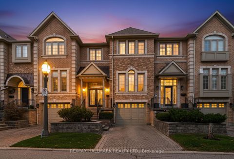 187 La Rose Avenue 26 Toronto ON M9P 3W1