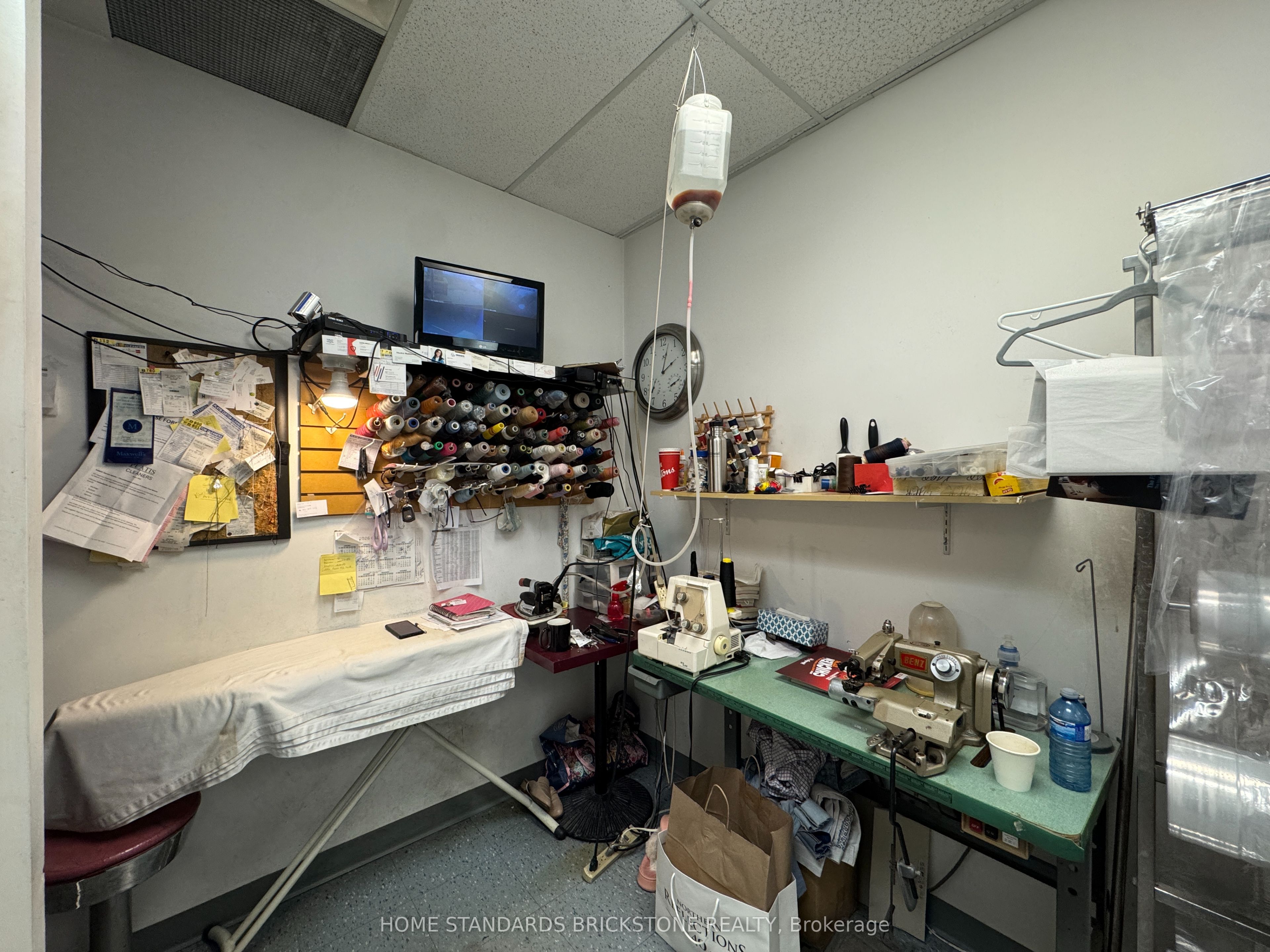 181 University Avenue G20