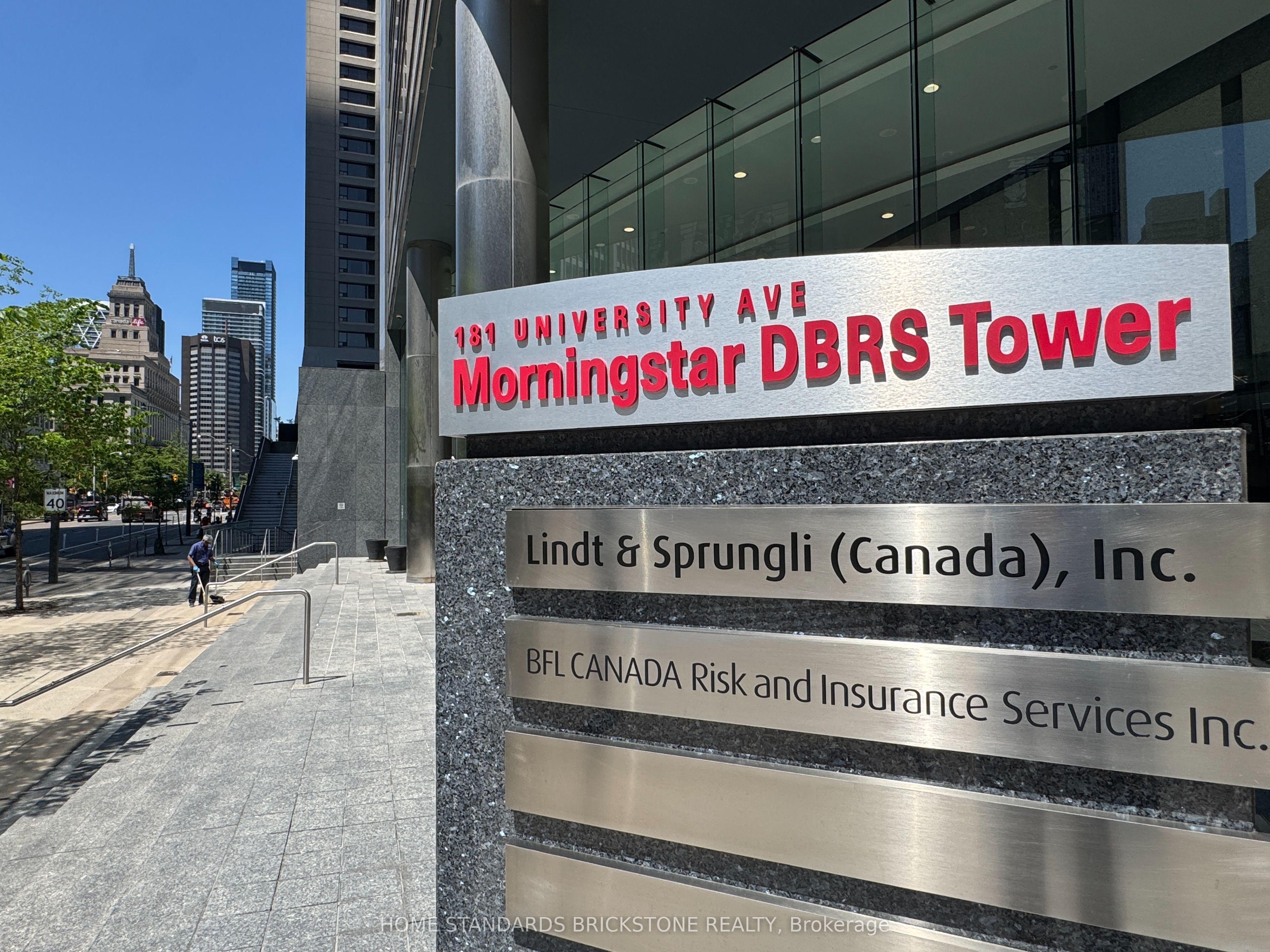 181 University Avenue G20
