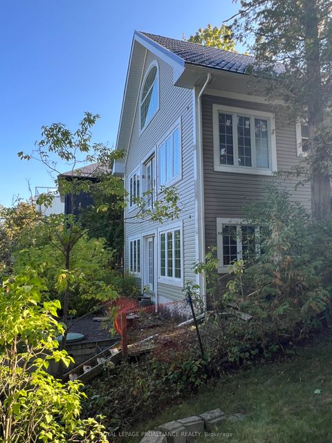 Photo of 5427 Young Street #410, Hamilton Township, ON K0K 2H0 (MLS # X12408931)