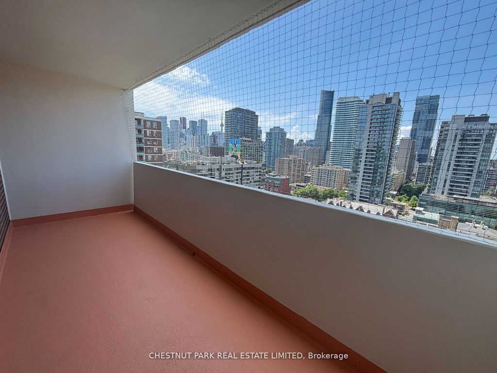 Photo of 40 Homewood Avenue #2105, Toronto, ON M4Y 2K2 (MLS # C12405796)