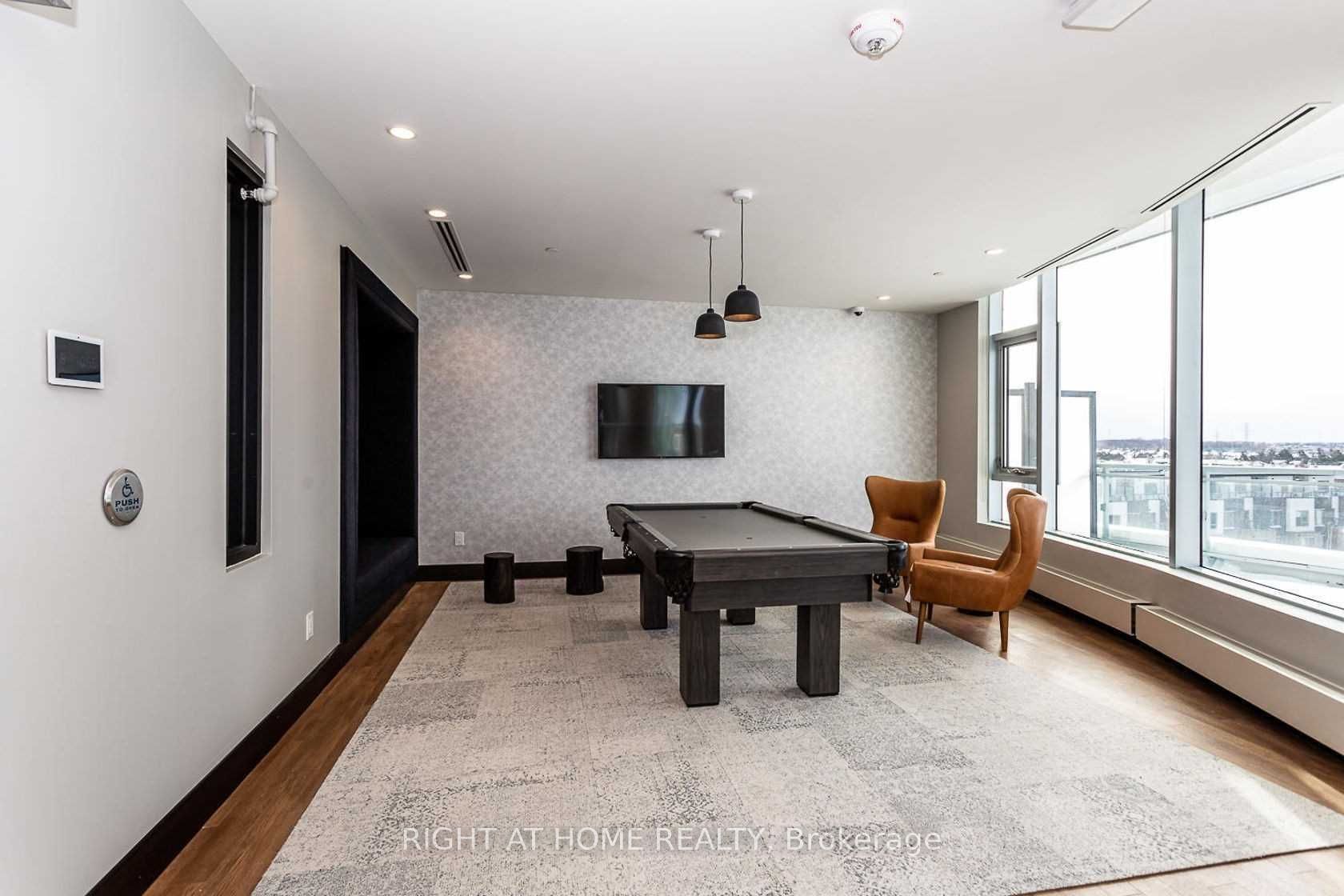 2520 Eglinton Avenue W 1901